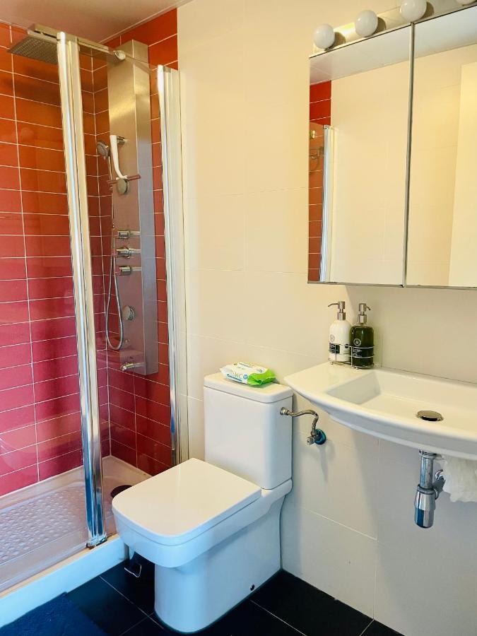 homeinnbcn Sant Adria de Besos Exterior foto